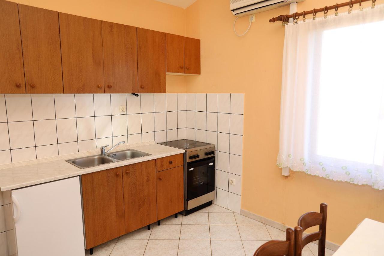Apartman Gilan Сегет-Враница Экстерьер фото