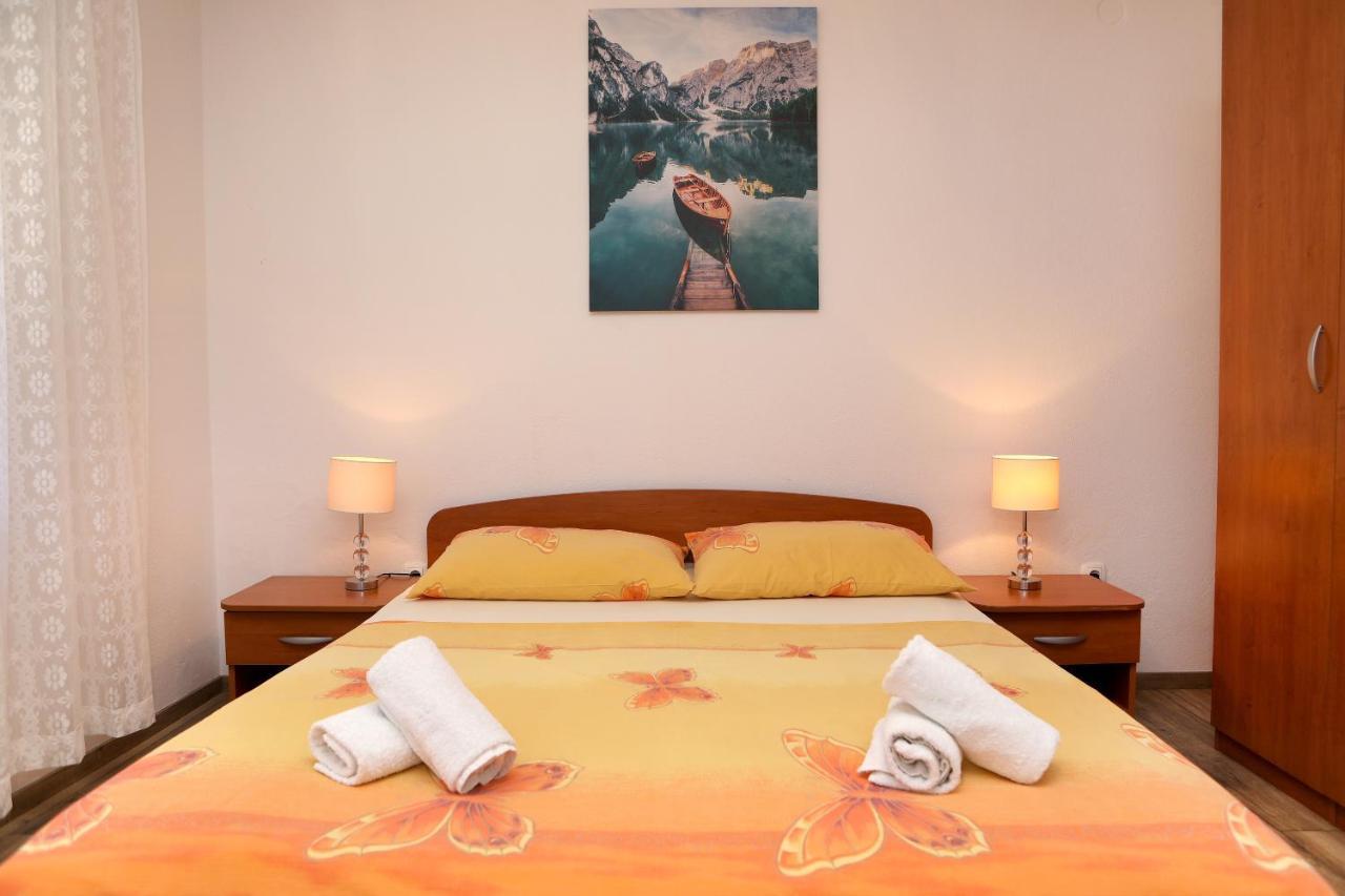Apartman Gilan Сегет-Враница Экстерьер фото