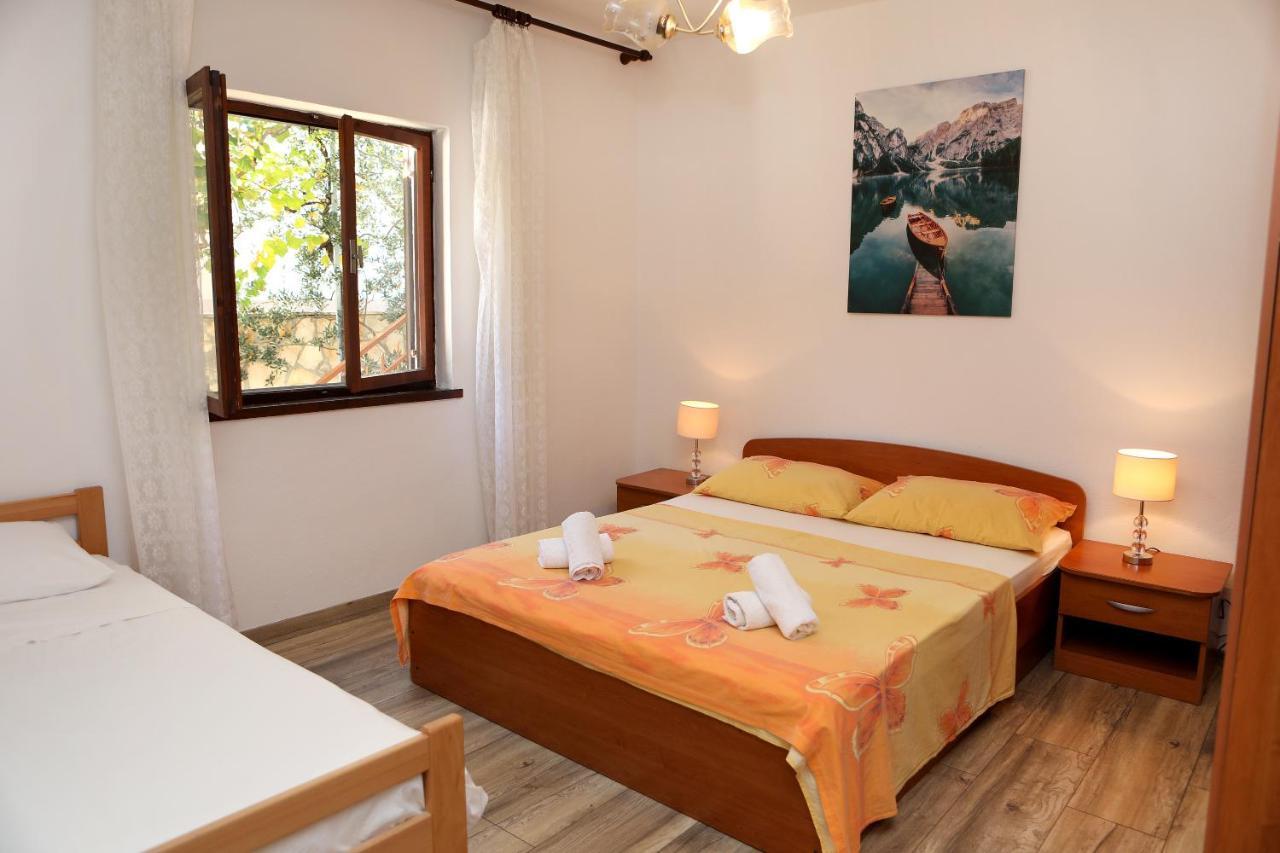 Apartman Gilan Сегет-Враница Экстерьер фото