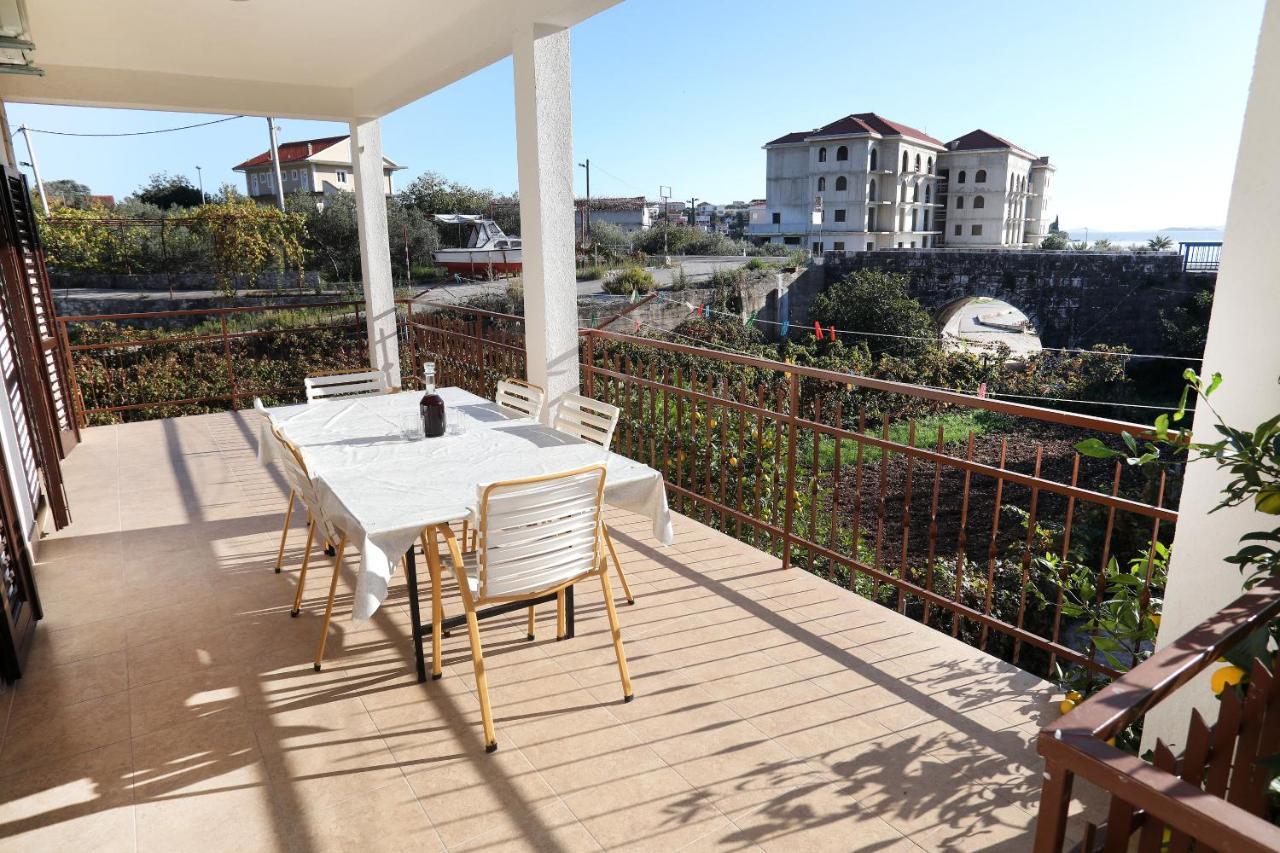 Apartman Gilan Сегет-Враница Экстерьер фото