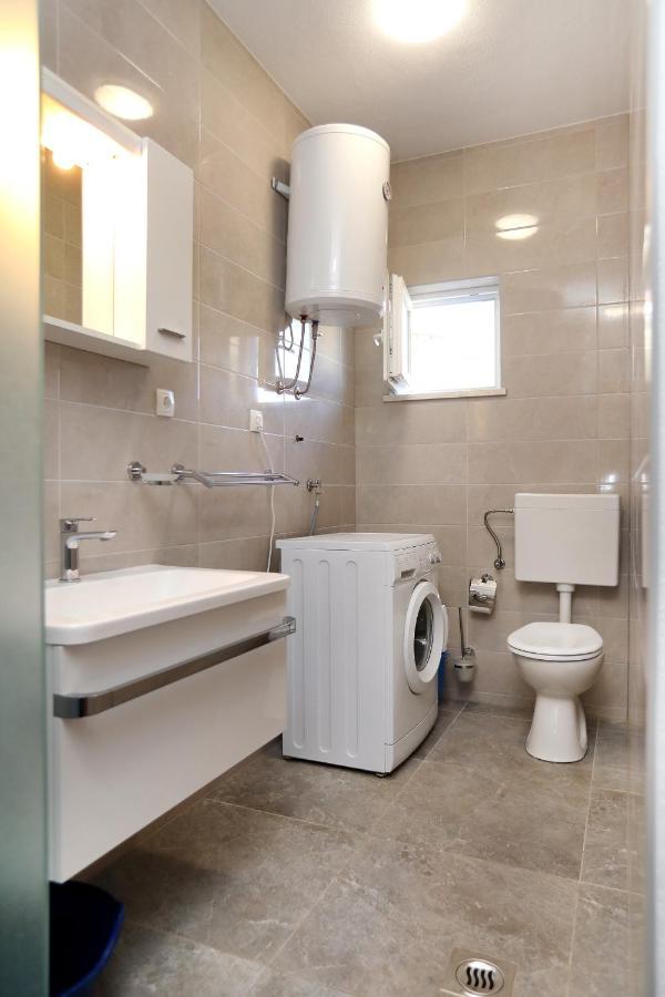 Apartman Gilan Сегет-Враница Экстерьер фото