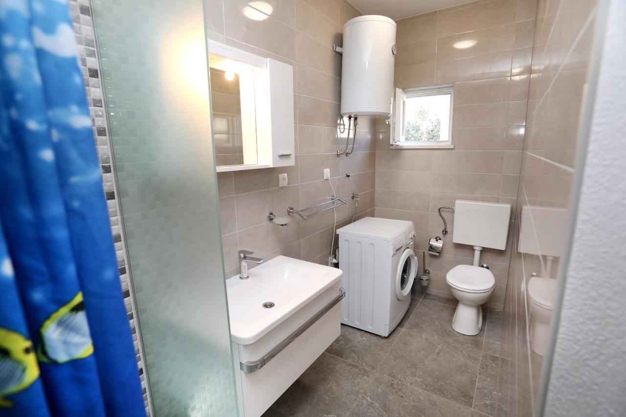 Apartman Gilan Сегет-Враница Экстерьер фото
