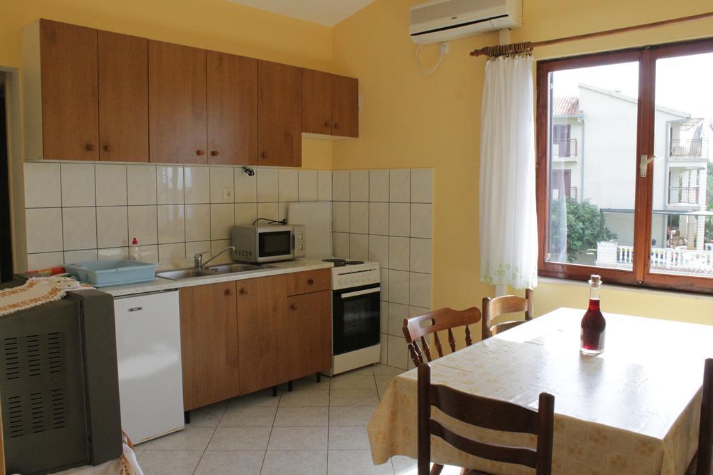 Apartman Gilan Сегет-Враница Номер фото