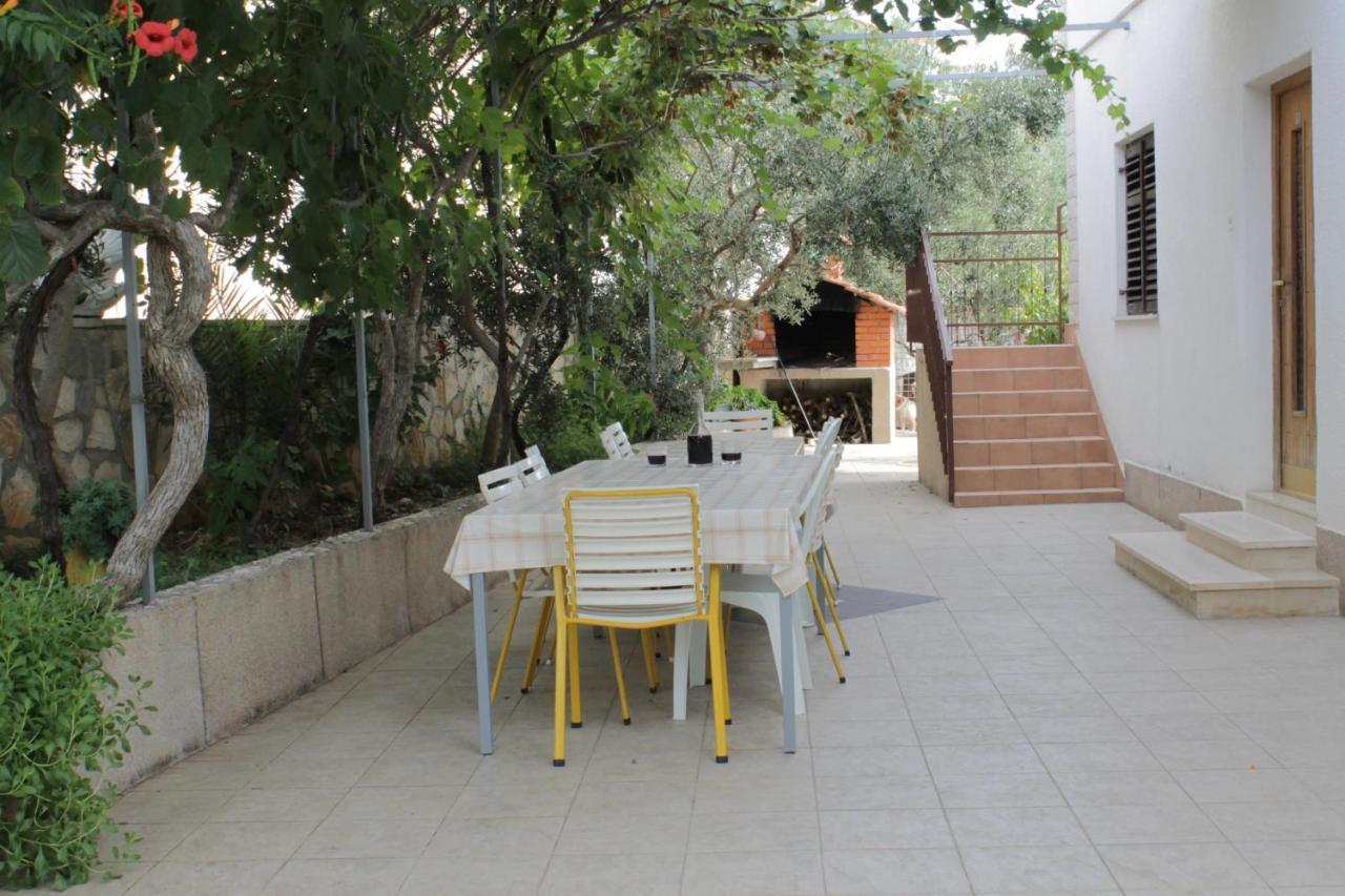 Apartman Gilan Сегет-Враница Экстерьер фото